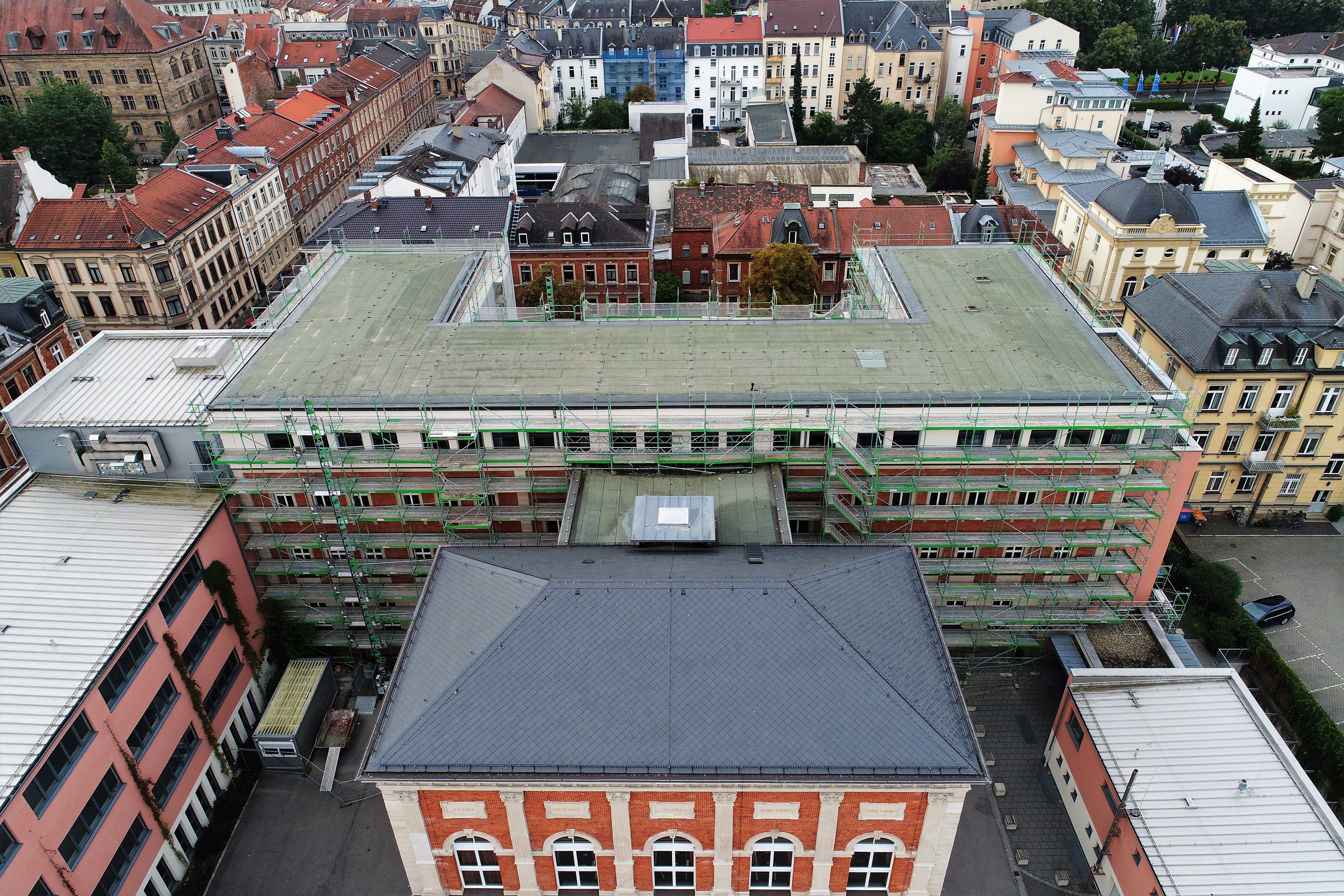 Luftbilder für Dachsanierung Franz Ludwig Gymnasium